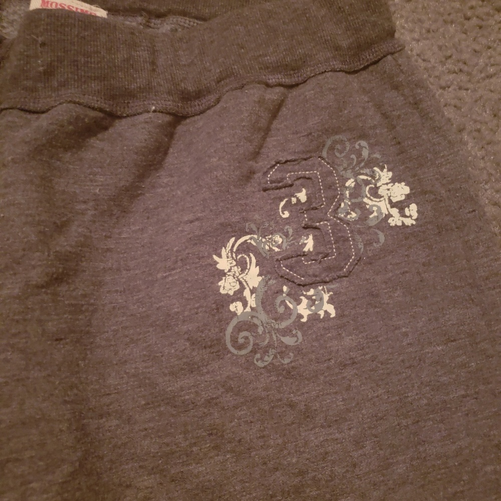 Mossimo Size Large EUC - Picture 2 of 3